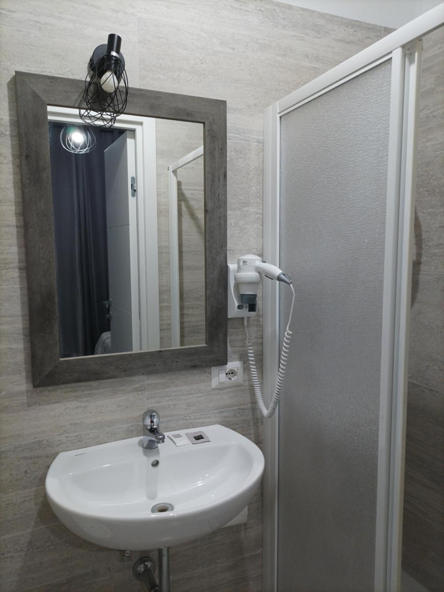 Angi Home ローマ エクステリア 写真